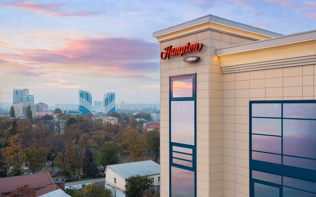 Hotel Hampton By Hilton Krasnodar Exterior foto