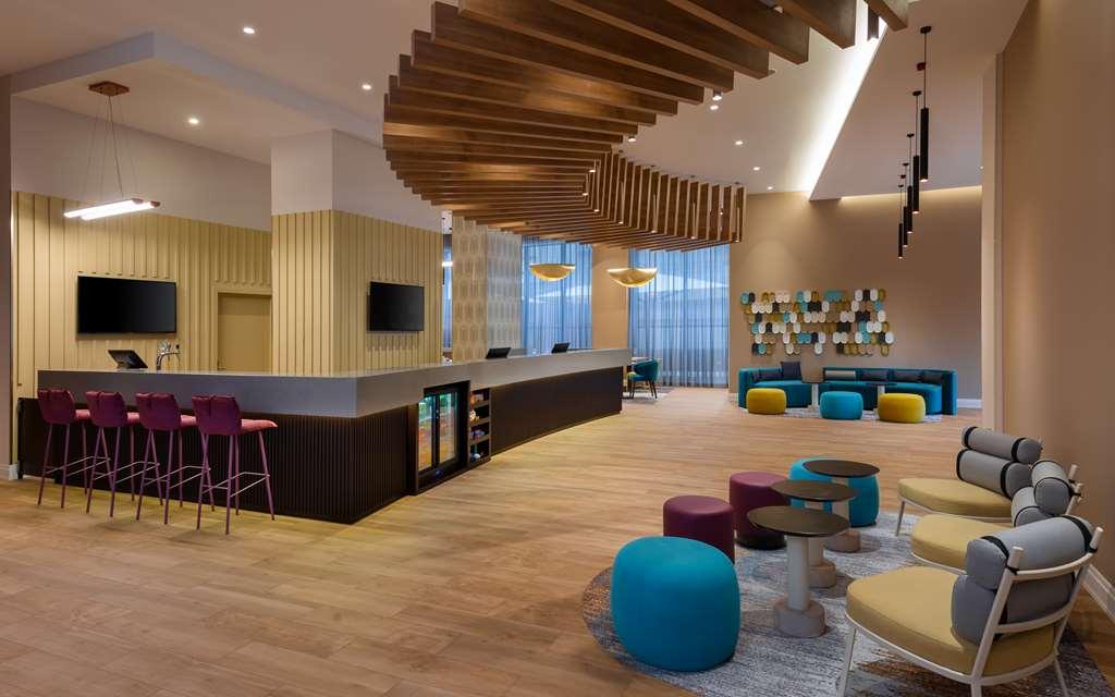 Hotel Hampton By Hilton Krasnodar Interior foto